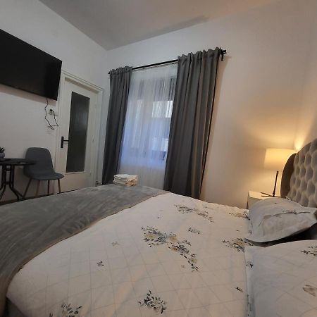 ブカレストCarmen Housing 2アパートメント エクステリア 写真